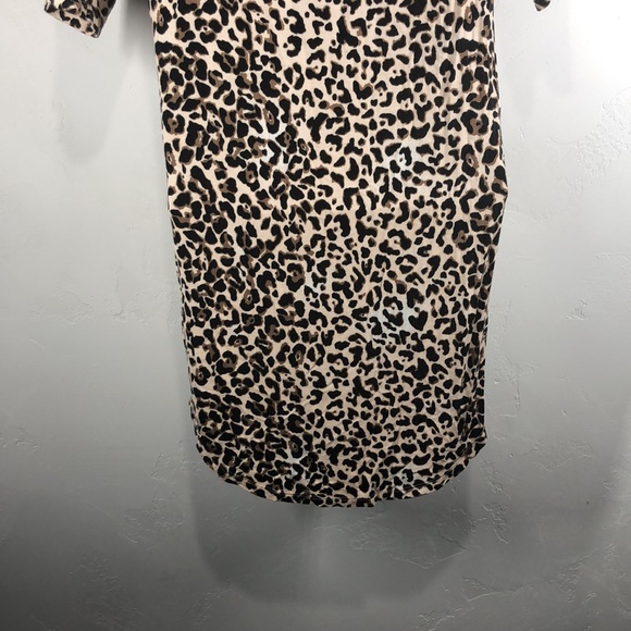 Maurices leopard print top size xs - Picture 8 of 9
